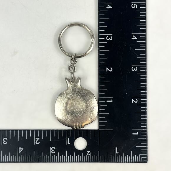 Solid Pewter Onion Keyring Keychain Metal Worry Stone Artisan Handmade Unique - Picture 3 of 3